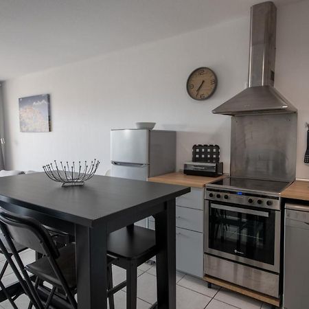 Appt De Charme Avec Grand Balcon Proche Avignon Wifi Gratuit Apartman Monteux Kültér fotó