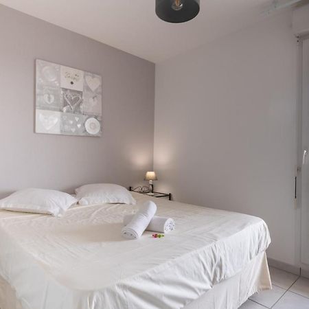 Appt De Charme Avec Grand Balcon Proche Avignon Wifi Gratuit Apartman Monteux Kültér fotó