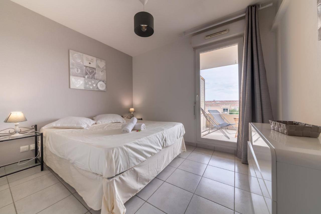 Appt De Charme Avec Grand Balcon Proche Avignon Wifi Gratuit Apartman Monteux Kültér fotó